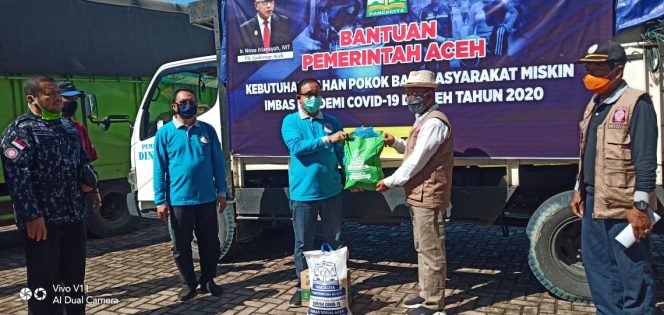 
					Wabup Abdya Terima 913 Paket Bantuan Dampak Covid-19 Dari Pemerintah Aceh