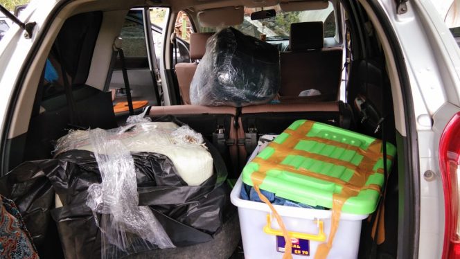 
					Bawa Ganja 30 Kilogram, Pengemudi Mobil Avanza ini Usai Menghindar Pos Covid 19 Lari ke Hutan