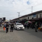 Personil Brimob, TNI dan Polres Nagan Raya Patroli ke Pusat Jajanan, Ini Tujuannya..