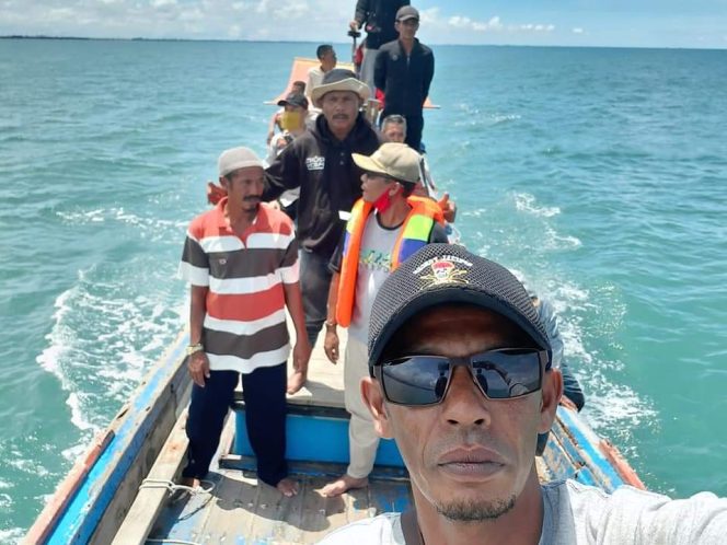 
					Hari Ketiga, Keuchik di Abdya Bantu Cari Orang Hilang Pinjam Boat Nelayan