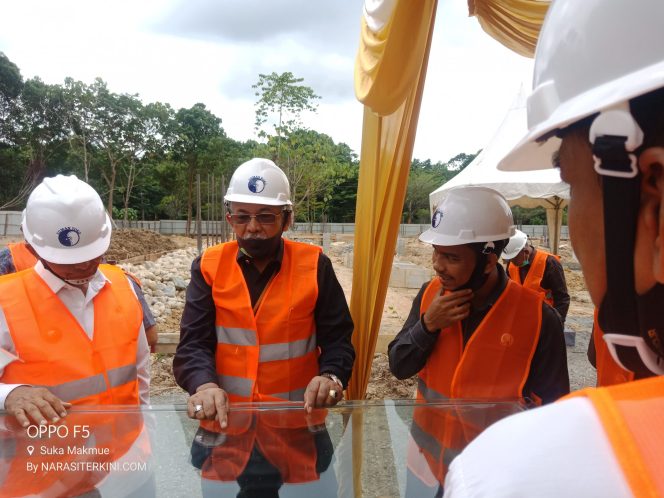 
					Peletakan Batu Pertama PN Suka Makmue, Wakil Ketua DPRK Nagan Raya: Semoga Pekerjaannya Berjalan dengan Lancar