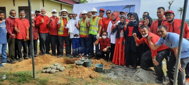 
					Peletakan Batu Pertama Pembangunan Kantor DPC PDI Perjuangan Di Bireuen