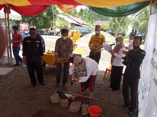 
					Presiden RI Penuhi janji Kepada Nyak Sandang untuk Bangun Masjid