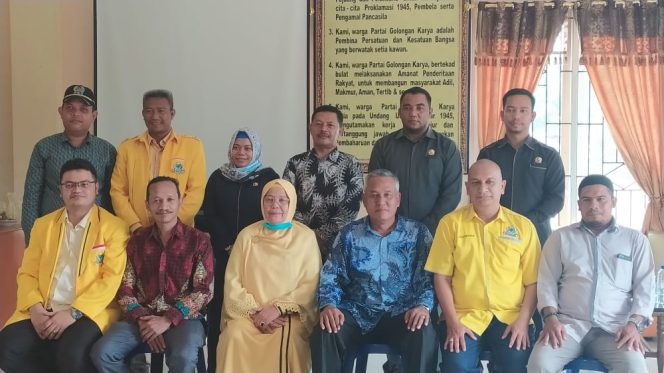 
					GOLKAR-SIRA Gelar Silaturahmi Secara Mendadak, Apa yang Dibahas?