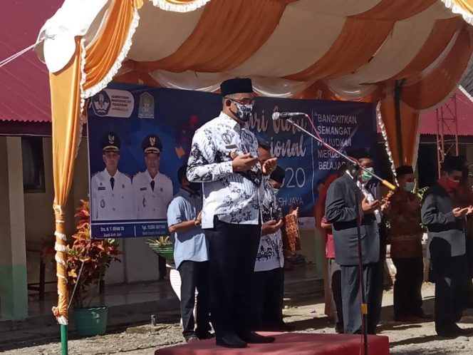 
					Moment Peringati Hari Guru, Bupati Aceh Jaya Beri Apresiasi Terhadap Guru