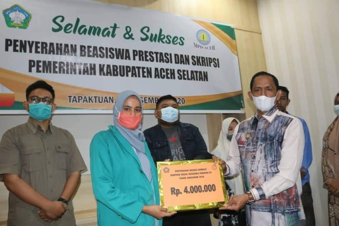 
					Pemkab Aceh Selatan Beri Beasiswa untuk Mahasiswa Menyusun Skripsi