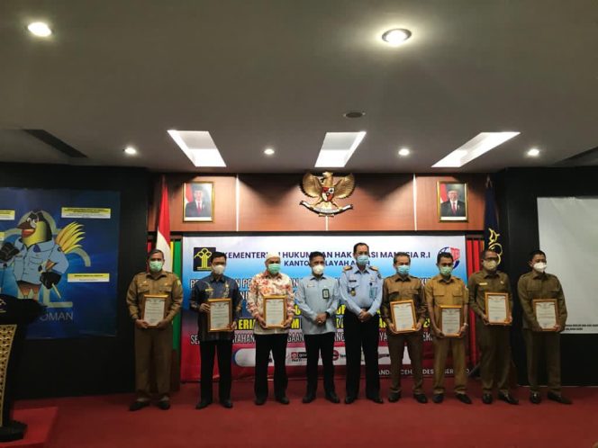 
					KEMENKUMHAM RI Beri 2 Penghargaan untuk Pemkab Aceh Jaya