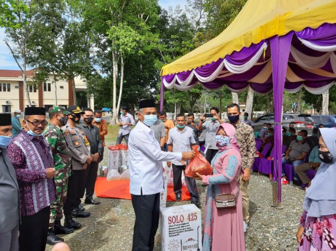 
					Melalui Dana BKK, Petani Dapat Bantuan Saprodi dan Agroinput dari Pemkab Nagan Raya