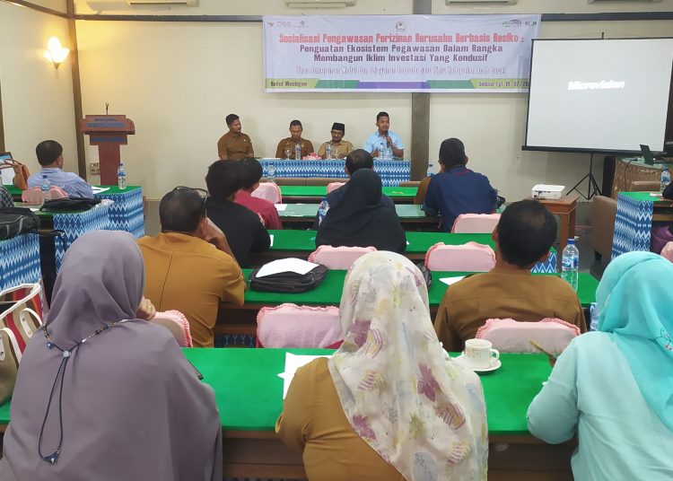 Pelaksanaan kegiatan Bimtek dan OSS-RBA atau perizinan berusaha terintegrasi berbasis resiko bertempat di Meuligo Hotel Selasa (19/7/2022) foto/dani