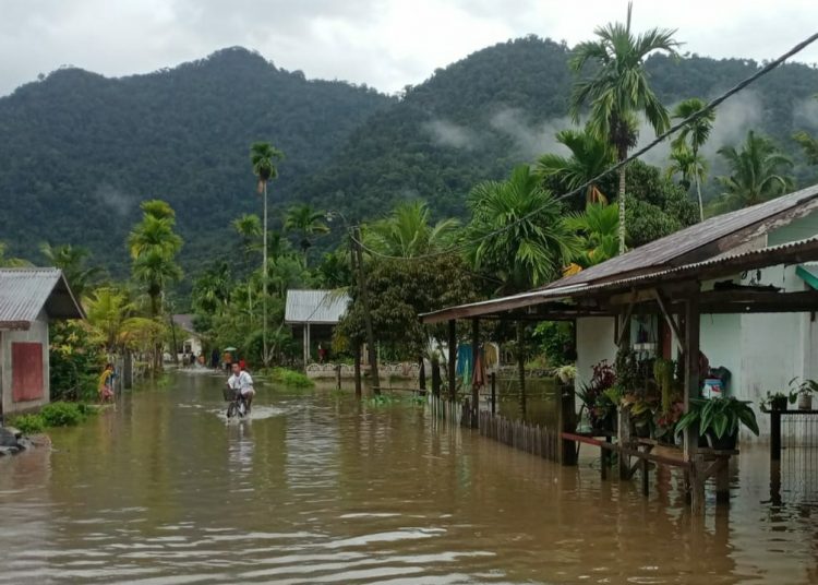 Banjir Rendam Kabupaten Aceh Jaya, Selasa (2/8/2022) foto / istimewa