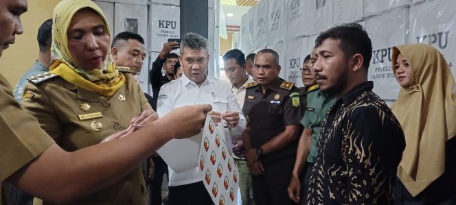 
					ASN dan Aparatur Gampong Terbukti Berpolitik, Pj Bupati: Laporkan dengan Bukti Maka Akan Kita Proses