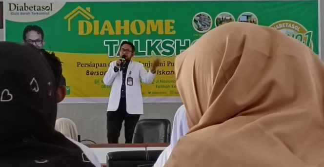 
					Dokter Edi Hidayat Berbagi Trik Sehat Jalani Puasa bagi Penderita Diabetes