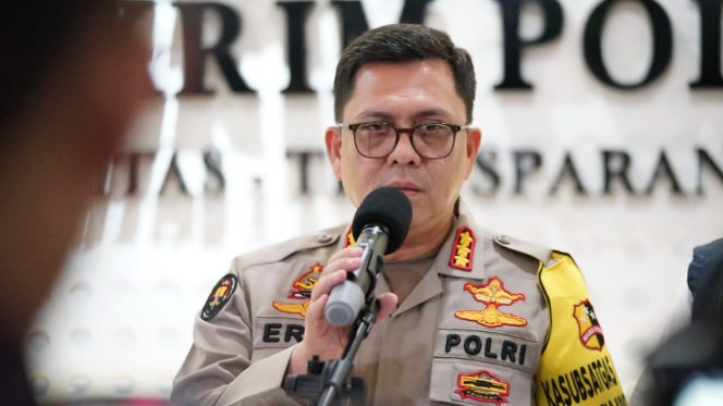 
					Dittipidkor Bareskrim Tetapkan Dua Tersangka Suap Pengurusan DID Kota Balikpapan 