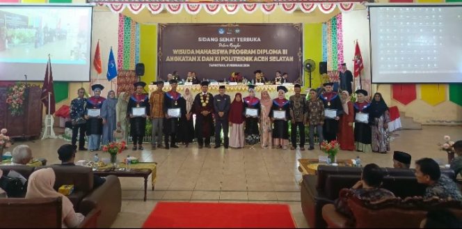 
					Sebanyak 128 Mahasiswa Politeknik Aceh Selatan Diwisudakan