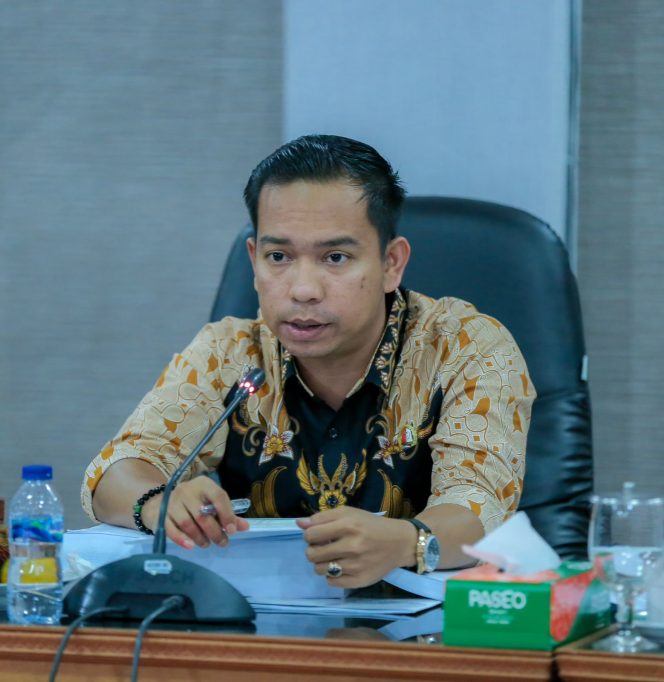 
					Breaking news: Kini Giliran Wakil Ketua DPRK Nagan Raya Tolak Hasil Rekrutmen KIP