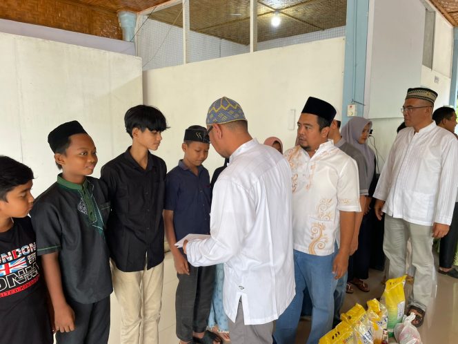 
					Keluarga Besar PT Socfindo Seunagan Buka Puasa Bersama Serta Santuni Anak Yatim Lingkungan Perusahaan 