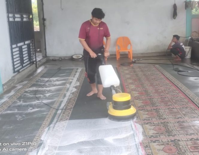 
					Ayesha Car Wash Ie Lhob Tangan-Tangan Diserbu Pelanggan Jasa Cuci Karpet