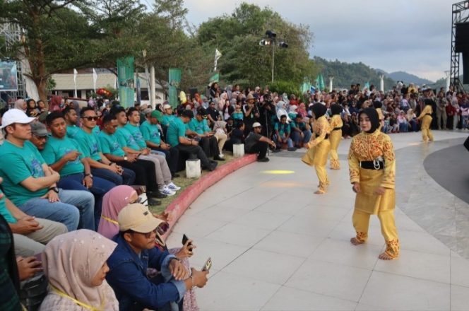 
					Sukses Amankan Sabang Marine Festival 2024, Kapolres : Ini Berkat Kerja Sama yang Solid Semua Pihak