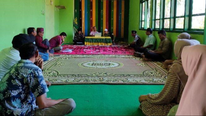 
					KUA Kecamatan Labuhanhaji Barat Fasilitasi Pembahasan Qanun Baitul Mal Gampong