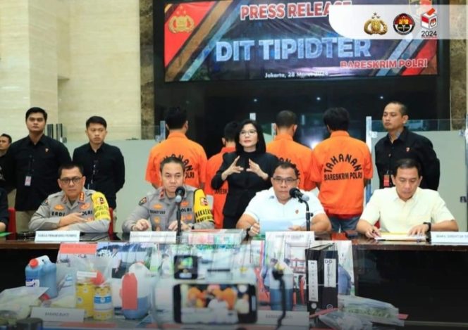 
					Polri Ungkap 17 Kasus Penyimpangan BBM oleh SPBU
