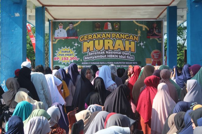 
					Belum Lagi Dibuka oleh Dandim Nagan Raya, Emak emak Sudah Padati Pasar Murah 