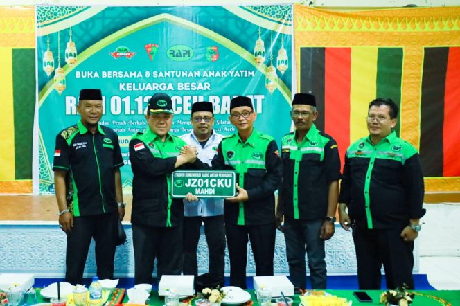 
					PJ Bupati Aceh Barat Hadiri Penyantunan Anak Yatim dan Minta RAPI Konsisten Berkarya untuk Masyarakat