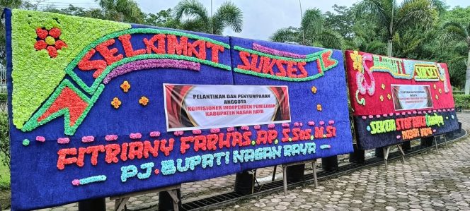 
					Breaking news: Berjejer Papan Ucapan Selamat, Diduga Pelantikan Komisioner KIP Nagan Raya 