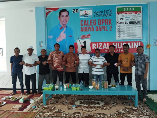 
					Salman Alfarisi Silaturahmi ke DPW PDA Abdya, Ketua Rizal : Sebuah Kehormatan Bagi Saya