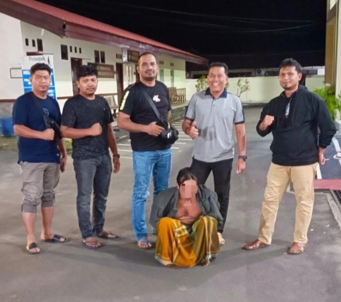 
					Lecehkan Seorang Mahasiswi, Sopir Mobil Rental jurusan Tapaktuan-Medan di Amanakan oleh Satreskrim Polres Aceh Selatan