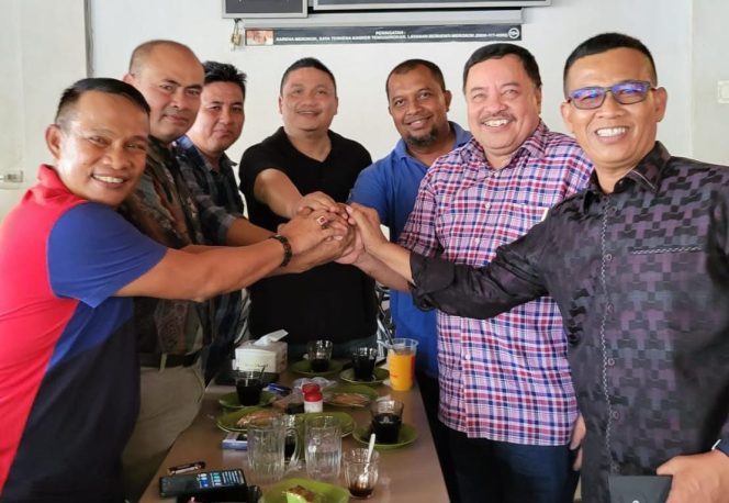 
					Pengurus Parnas Mulai Panaskan Mesin Politik Bersatu untuk Nagan Lebih Baik, TRK-Nurchalis Kini Bisa Bersatu?…..