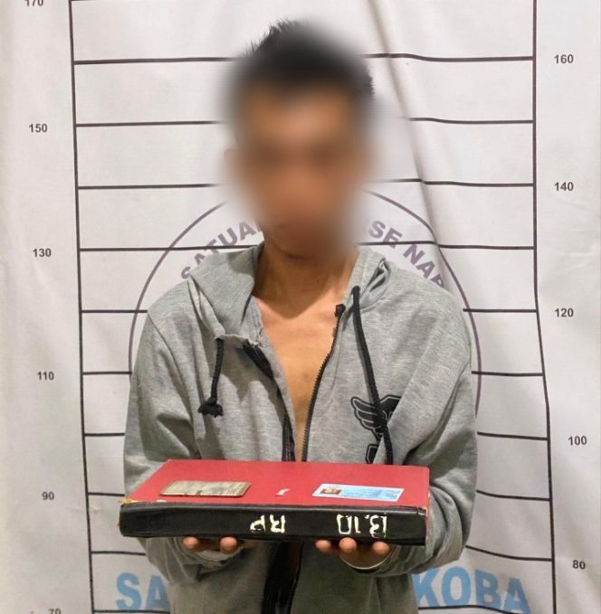 
					Satres Narkoba Polres Aceh Selatan Berhasil Menangkap Seorang Warga Tapaktuan Pelaku Pidana Narkotika Jenis Sabu