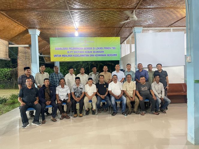 
					Wanti-wanti Pencurian Brondolan, PT Socfindo Kebun Seunagan Lakukan Sosialisasikan Kepada Masyarakat Lingkungan Perusahaan 