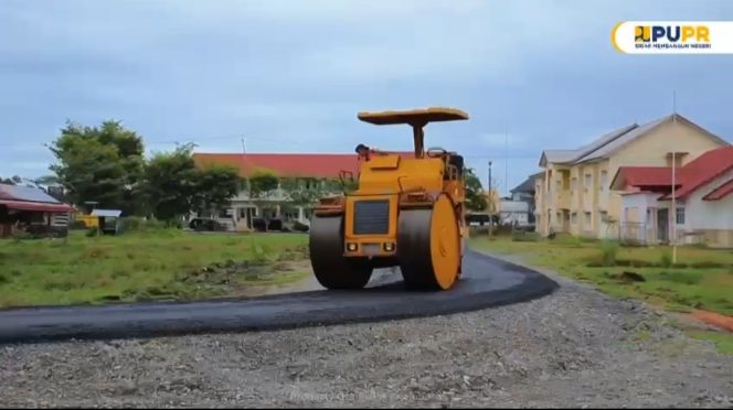 
					PUPR Aceh Barat Tuntaskan Pengaspalan Jalan Lingkar Diklat BKPSDM