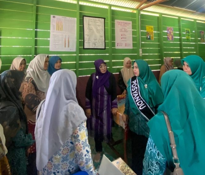 
					Pj. Ketua TP PKK Aceh Selatan bersama Kepala Perwakilan BKKBN Aceh Pantau Kegiatan Posyandu di Kecamatan Kota Bahagia