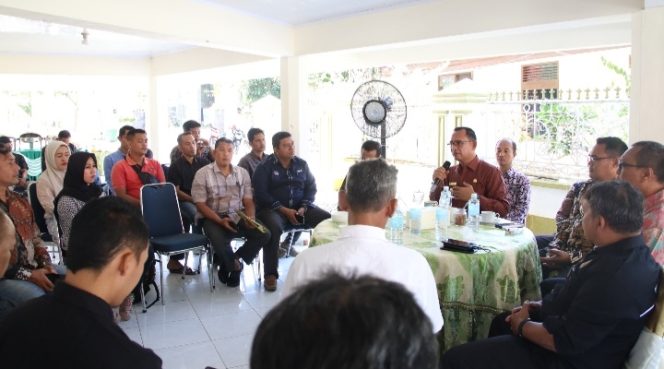 
					Coffe Morning Bersama Wartawan, Pj. Bupati Asel : ASN Harus Netral