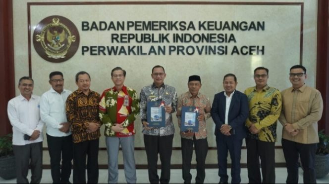 
					Terima Laporan Keuangan Anggaran 2023 dari BPK RI Perwakilan Aceh, Pj. Bupati Asel : Ini Bentuk Petunjuk untuk Perbaikan