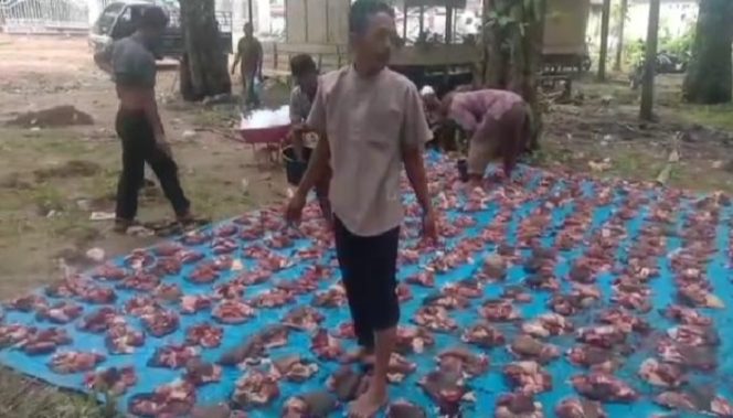 
					PT. BMU Aceh Selatan Salurkan 260 Paket Daging Qurban kepada Warga
