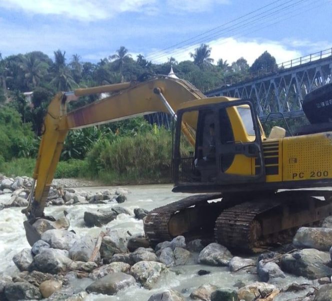 
					Pemkab Aceh Selatan Gerak Cepat Turunkan Eskavator di Irigasi Krung Baru untuk Aliri Air ke Lahan Sawah