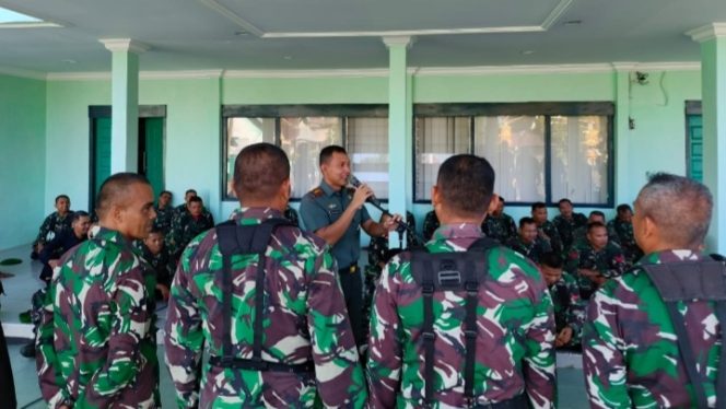 
					Usai Berikan Jam Komandan, Dandim 0107/ Asel Beri Penekanan Kepada Prajurit agar Tidak Terlibat Judi Online dan Narkoba