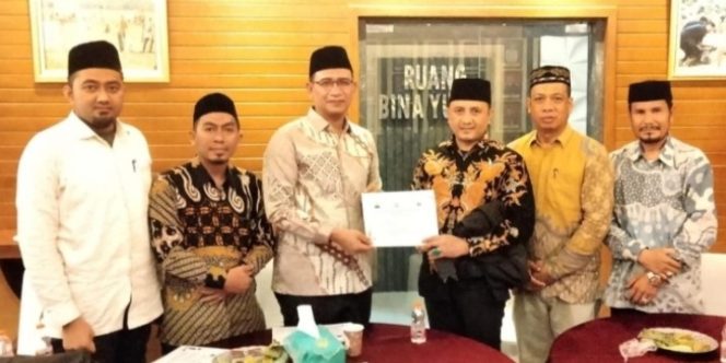 
					Pj. Bupati Aceh Selatan Serahkan Dokumen BMK ke Ketua IKAMAS Jakarta