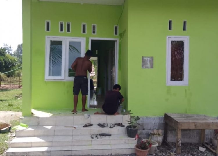 Rumah Bantuan Dari Baitulimal Aceh sedang di Finishing di Desa Ujong Patihah, Kecamatan Kuala, Kabupaten Nagan Raya, (25/7/2024) foto/dani