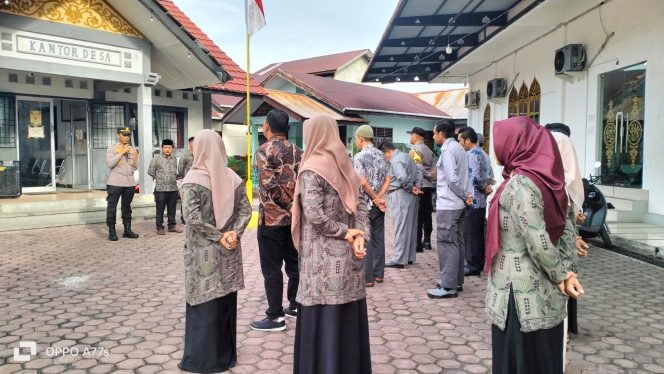 
					Keliling Gampong Setiap hari Kamis, Kapolsek Johan Pahlawan Apel Bersama Aparatur Gampong
