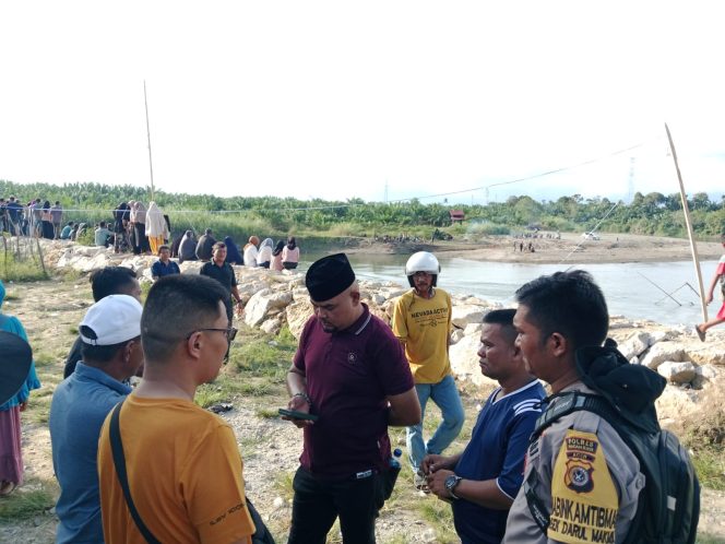 
					Tenggelam di Krueng Lamie, Tim Terus Mencari Rizal Wandi