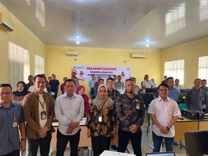 
					Sebanyak 182 Peserta Calon Anggota Panwascam Nagan Raya Jalani Test CAT