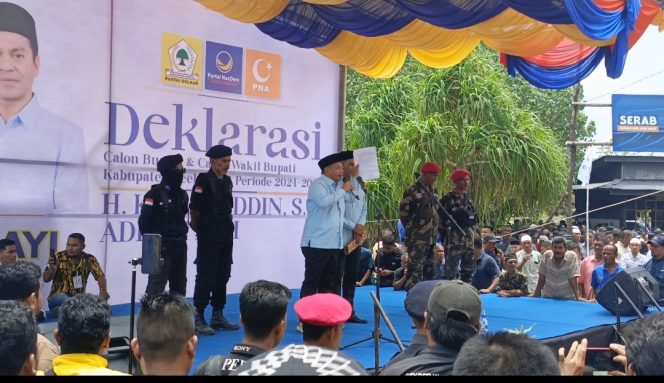 
					Tangisan Haru! Ribuan Masyarakat Aceh Barat Ikut Mendeklarasikan Kemenangan HAKAM