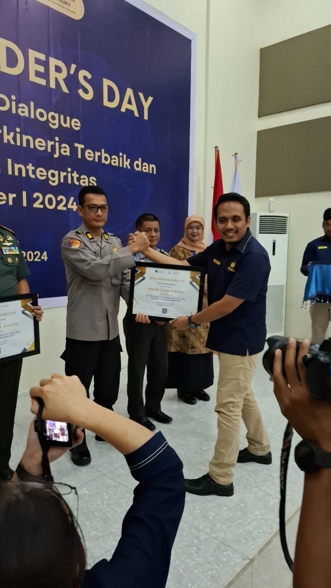 
					Polres Nagan Raya Terima Penghargaan IKPA Terbaik tahun 2024