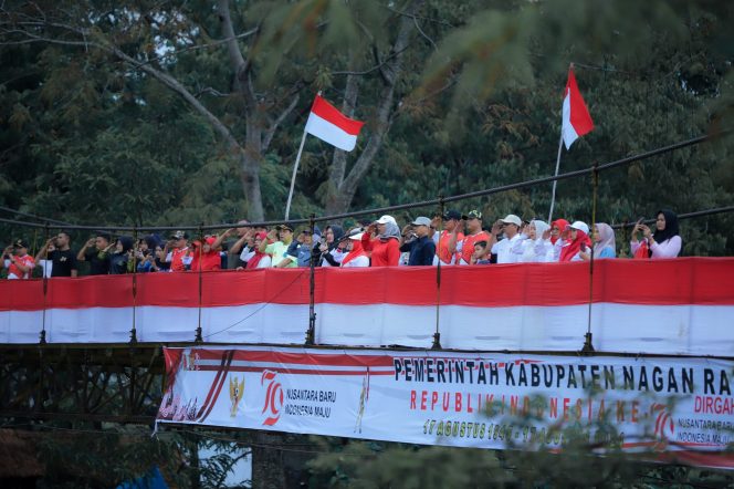 
					Meriahkan Hut ke-79 RI Pj Bupati Fitriany Farhas Pimpin Apel Kebangsaan dan Pembentangan Bendera Merah Putih Raksasa