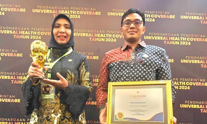 
					Pj Bupati Fitriany Farhas Terima Penghargaan UHC Award Tingkat Utama, diserahkan Wapres Ma’ruf Amin