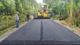 PUPR lakukan Pengaspalan Jalan di Desa Cot Amun-Rangkileh, Kecamatan Samatiga, Kabupaten Aceh Barat Rabu (11/9/2024) foto/Dok /PUPR