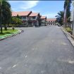 PUPR Aceh Barat Lakukan Penyelesaian Pengaspalan Perkarangan kantor Setdakab Jumat (27/9/2024) foto/dani